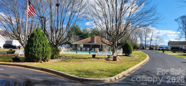 11-C Heather Way, Candler, NC 28715