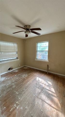 4721 Garrison Avenue, Dallas, TX 75216