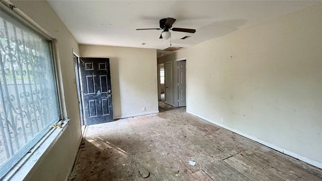 4721 Garrison Avenue, Dallas, TX 75216