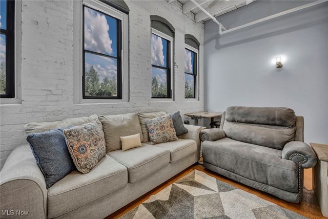 1133 W 9th Street 409, Cleveland, OH 44113