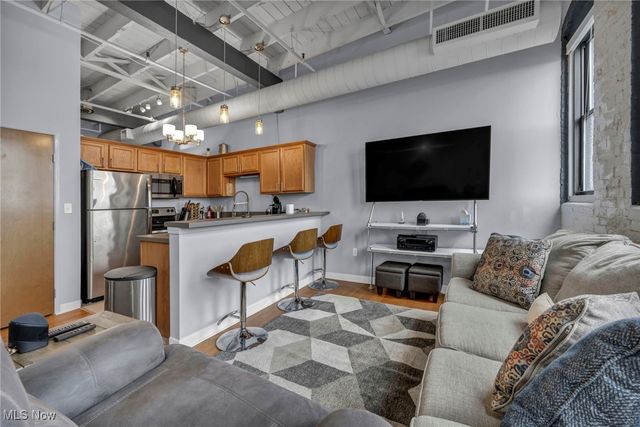 1133 W 9th Street 409, Cleveland, OH 44113