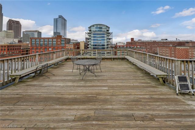 1133 W 9th Street 409, Cleveland, OH 44113