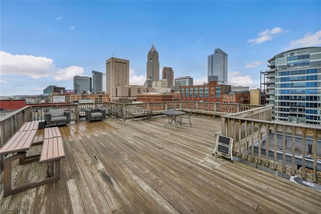 1133 W 9th Street 409, Cleveland, OH 44113