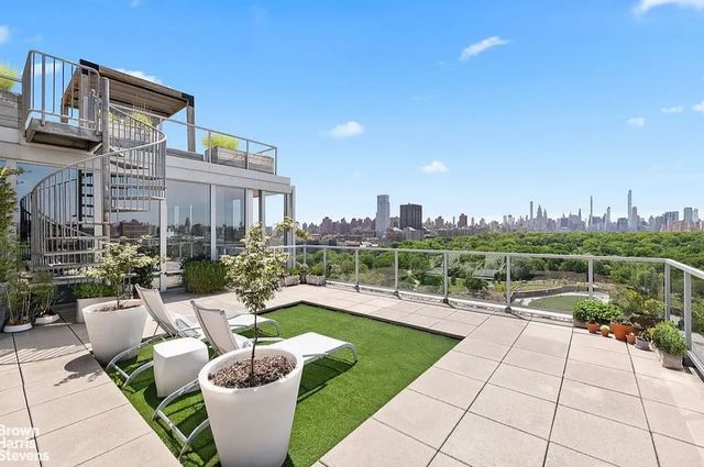 111 CENTRAL Park N PHB, New York City, NY 10026