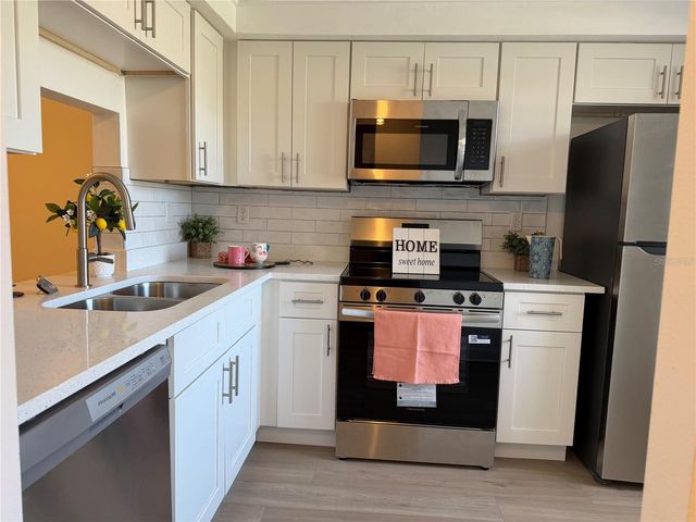 4412 SUNSTATE DRIVE A, New Port Richey, FL 34652