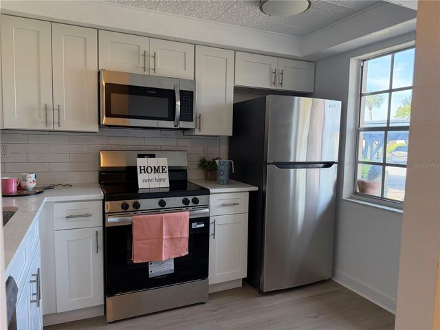 4412 SUNSTATE DRIVE A, New Port Richey, FL 34652