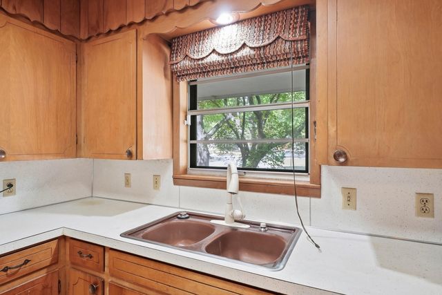 8007 Edwina Drive, Little Rock, AR 72209