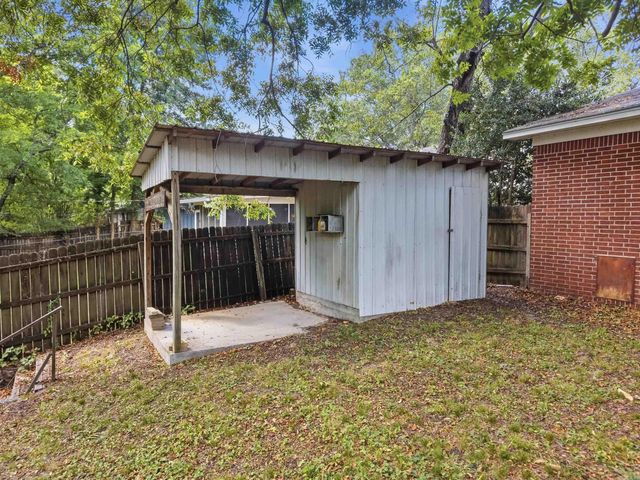 8007 Edwina Drive, Little Rock, AR 72209
