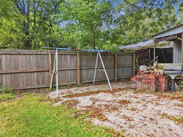 8007 Edwina Drive, Little Rock, AR 72209