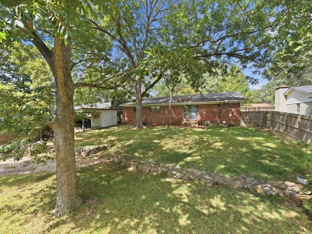 8007 Edwina Drive, Little Rock, AR 72209