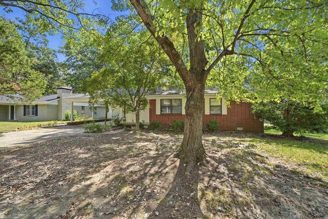 8007 Edwina Drive, Little Rock, AR 72209