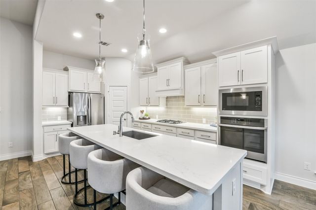 19443 Gray Mare Drive, Tomball, TX 77377