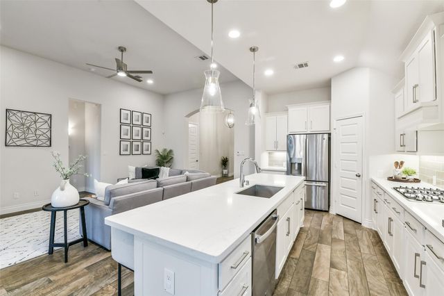 19443 Gray Mare Drive, Tomball, TX 77377