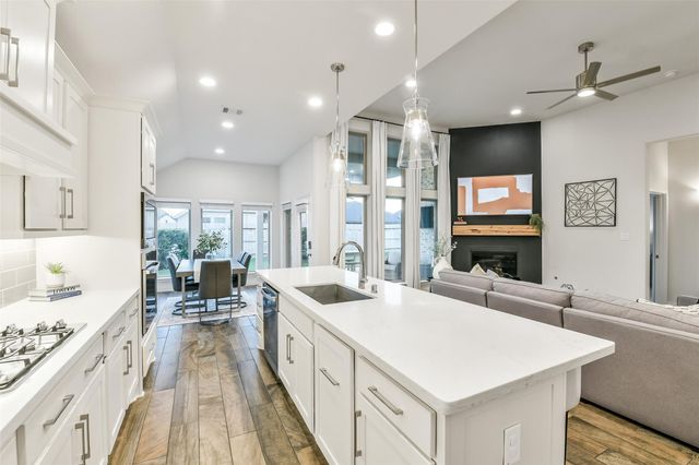 19443 Gray Mare Drive, Tomball, TX 77377