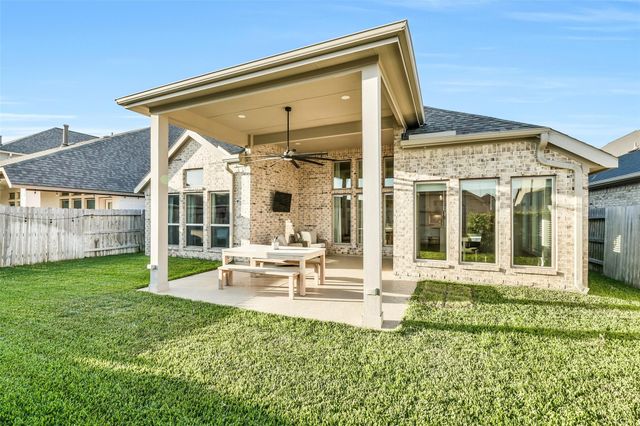 19443 Gray Mare Drive, Tomball, TX 77377