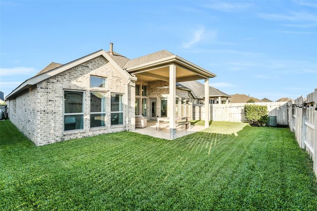 19443 Gray Mare Drive, Tomball, TX 77377