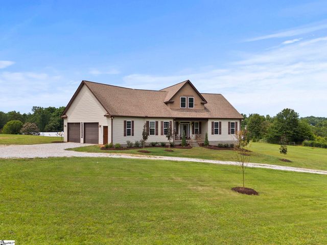 210 Rutledge Lake Road, Greenville, SC 29617