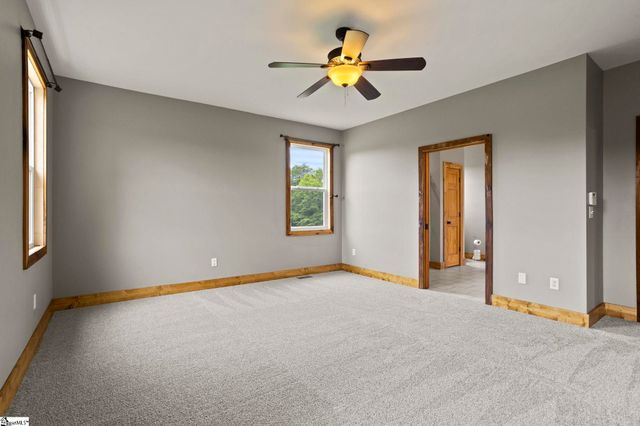 210 Rutledge Lake Road, Greenville, SC 29617