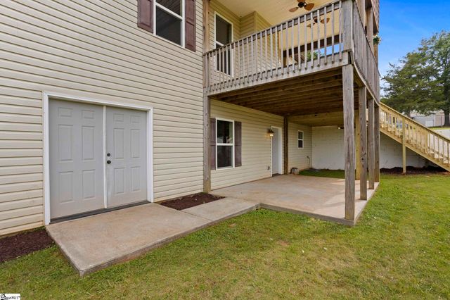 210 Rutledge Lake Road, Greenville, SC 29617