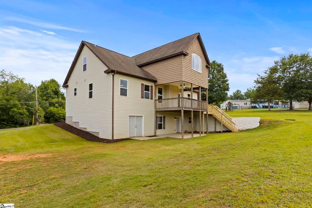 210 Rutledge Lake Road, Greenville, SC 29617