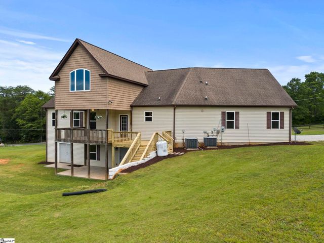 210 Rutledge Lake Road, Greenville, SC 29617