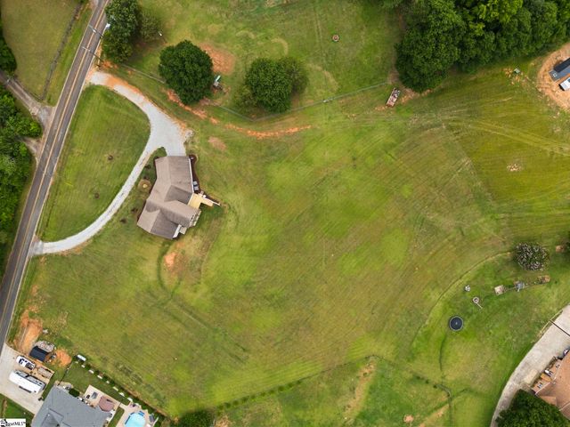 210 Rutledge Lake Road, Greenville, SC 29617