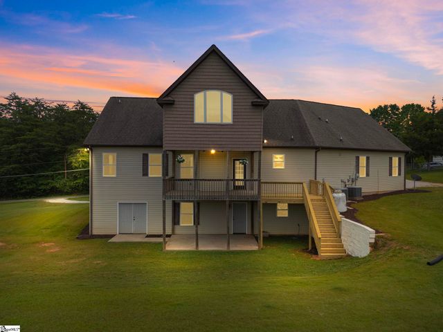 210 Rutledge Lake Road, Greenville, SC 29617