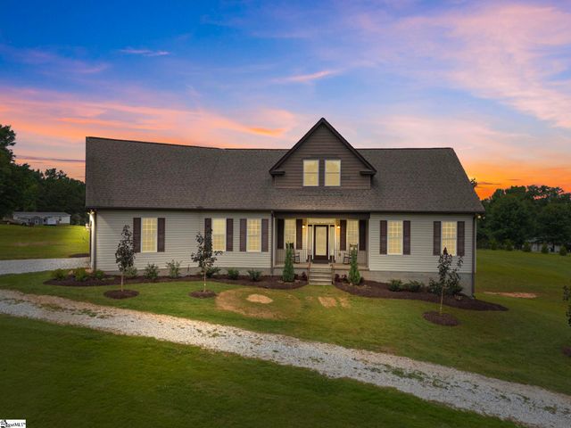 210 Rutledge Lake Road, Greenville, SC 29617