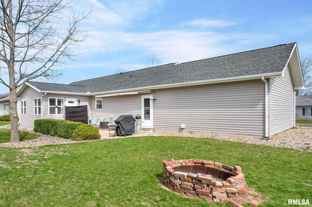 901 N EASY Street, Roanoke, IL 61561