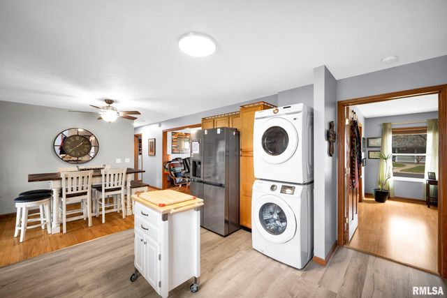 901 N EASY Street, Roanoke, IL 61561