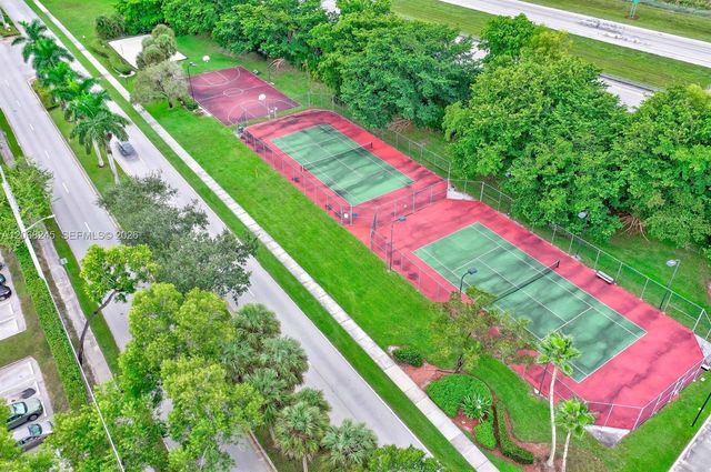 8040 Sanibel Drive 8040, Tamarac, FL 33321