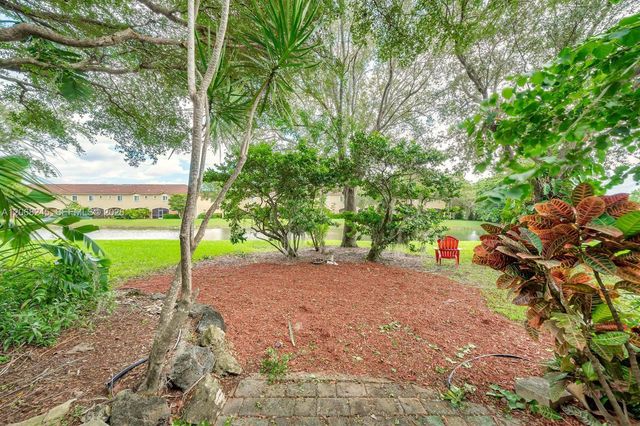 8040 Sanibel Drive 8040, Tamarac, FL 33321