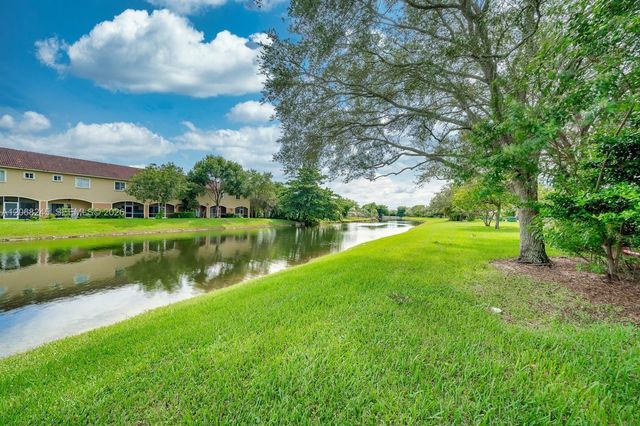 8040 Sanibel Drive 8040, Tamarac, FL 33321