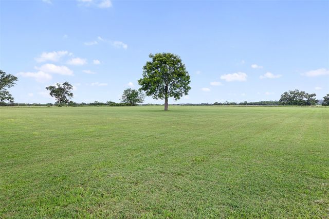 237 Morgan Road, Bedias, TX 77320