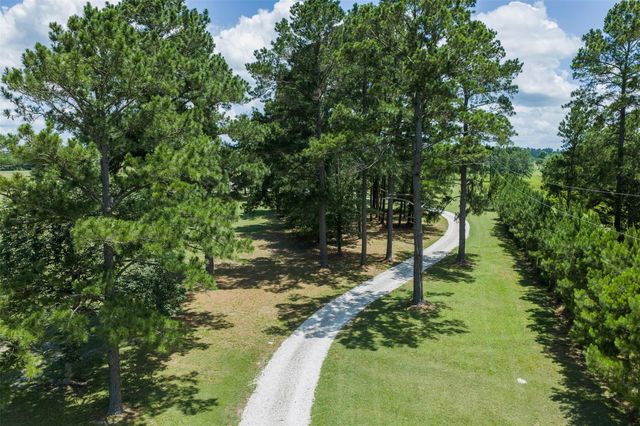 237 Morgan Road, Bedias, TX 77320
