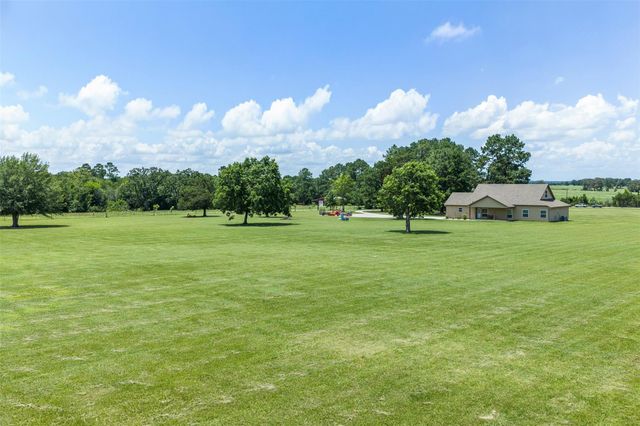 237 Morgan Road, Bedias, TX 77320