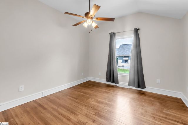 901 S 5th Street, Easley, SC 29640