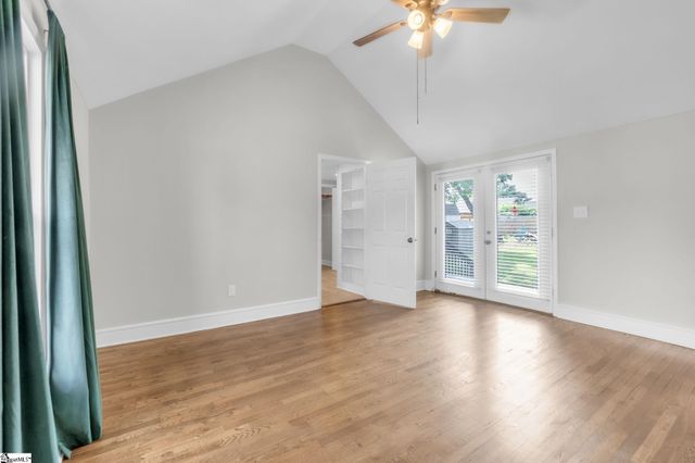 901 S 5th Street, Easley, SC 29640