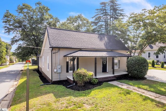 901 S 5th Street, Easley, SC 29640