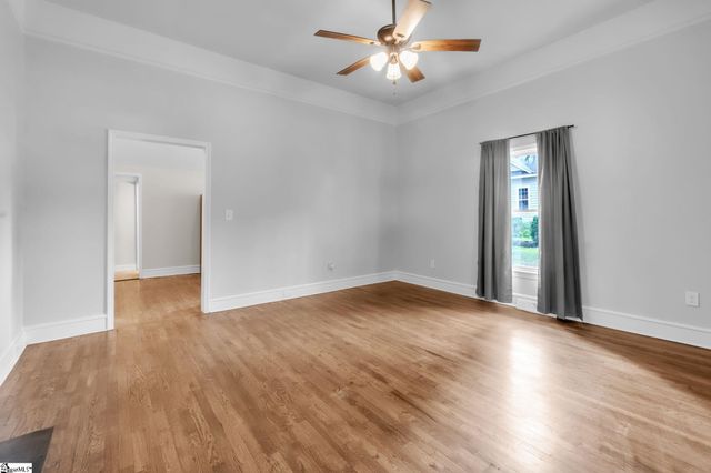 901 S 5th Street, Easley, SC 29640
