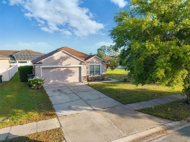677 SENECA TRAIL, St Cloud, FL 34772