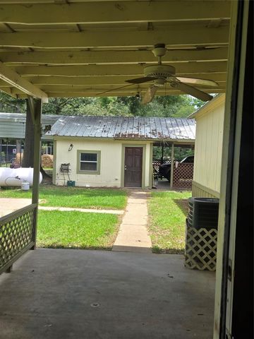 11 Kim Street, Shepherd, TX 77371