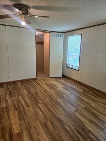11 Kim Street, Shepherd, TX 77371