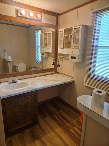 11 Kim Street, Shepherd, TX 77371