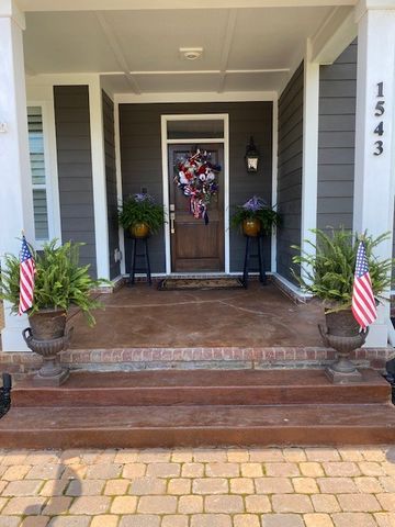 1543 Drakes Creek Rd, Hendersonville, TN 37075