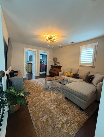 1543 Drakes Creek Rd, Hendersonville, TN 37075