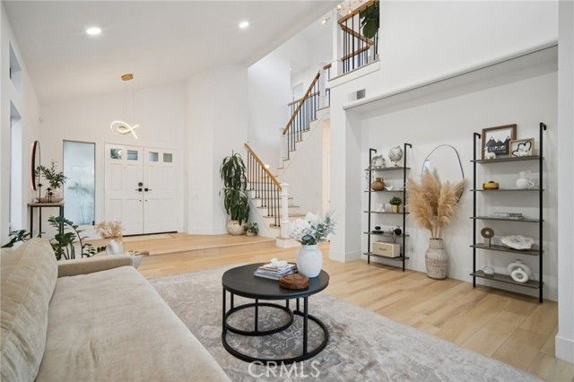 52 Via Andorra, Laguna Hills, CA 92679