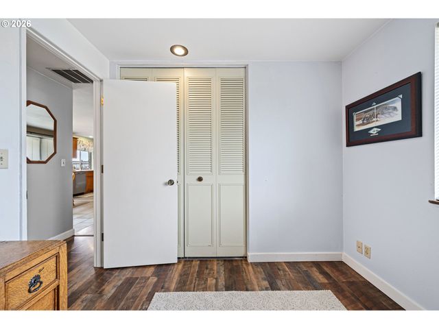 92726 PEBBLE BEACH Ln, Junction City, OR 97448
