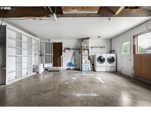 92726 PEBBLE BEACH Ln, Junction City, OR 97448