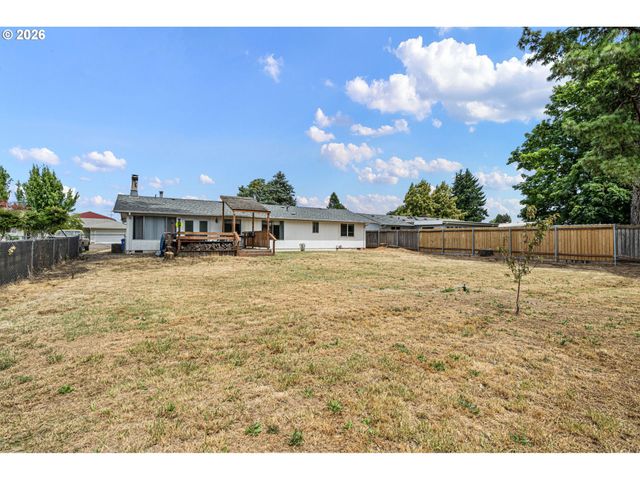 92726 PEBBLE BEACH Ln, Junction City, OR 97448